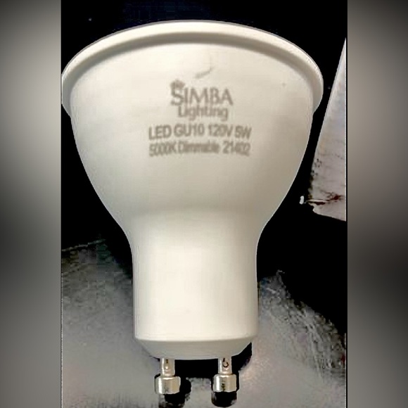 NEW 4 Pack (GU10) ECO LED Daylight 400 Lumens 5w 120v 5000K 30000hr Bulbs in Box - Picture 5 of 6